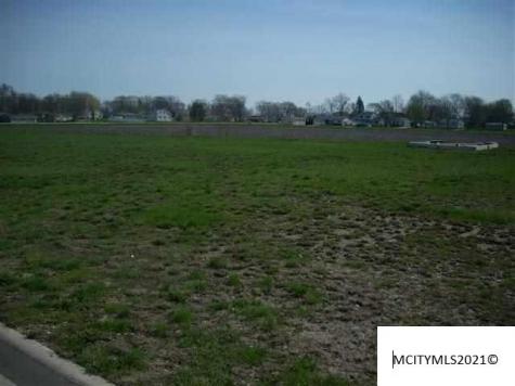 2103 Augusta Drive Mason City IA 50401